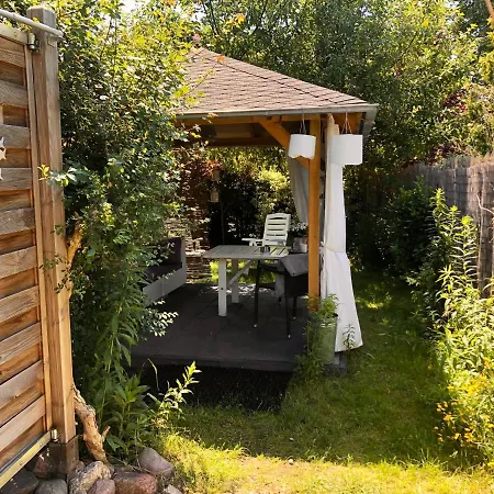 Gartenapartment Strandgut Mit Outdoor Whirlpool Und Garten * Petershagen/Eggersdorf
