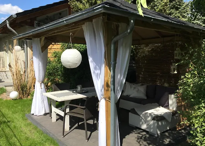 Ferienhaus Strandgut Mit Outdoor Whirlpool Und Garten Lägenhet Petershagen-Eggersdorf