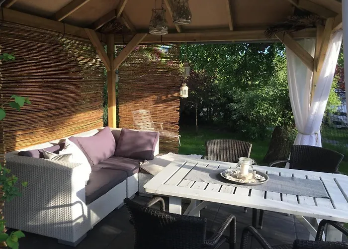 Ferienhaus Strandgut Mit Outdoor Whirlpool Und Garten Lägenhet Petershagen-Eggersdorf