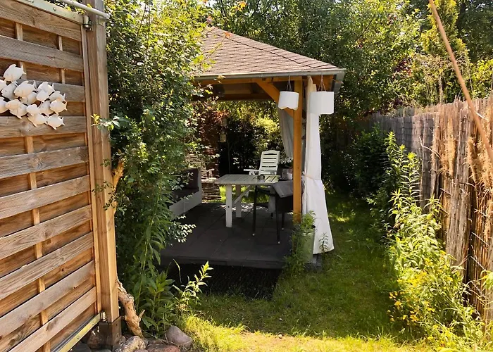 Gartenapartment Strandgut Mit Outdoor Whirlpool Und Garten * Petershagen-Eggersdorf