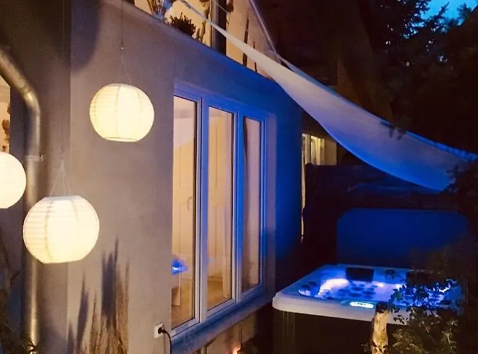 Lägenhet Ferienhaus Strandgut Mit Outdoor Whirlpool Und Garten Petershagen-Eggersdorf